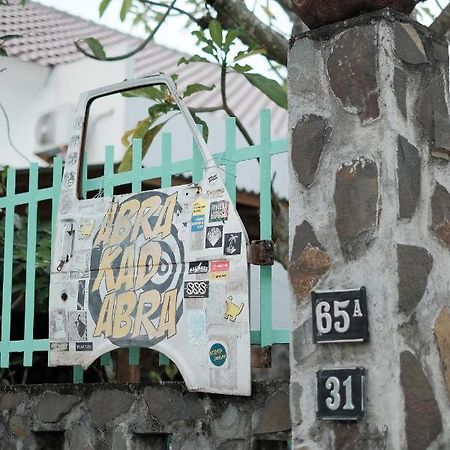 Apartament Abrakadabra 747 Jogyakarta Zewnętrze zdjęcie