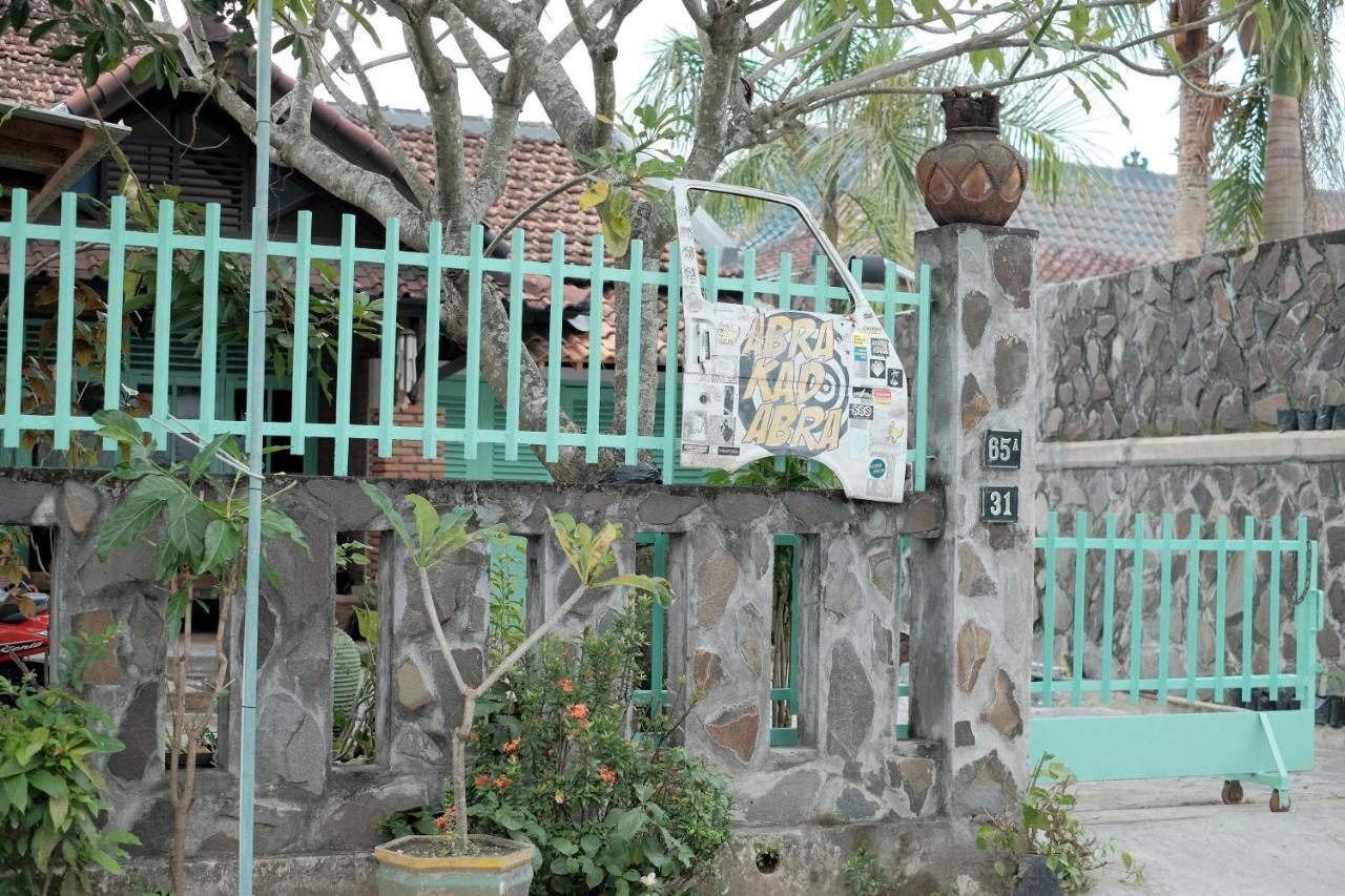 Apartament Abrakadabra 747 Jogyakarta Zewnętrze zdjęcie